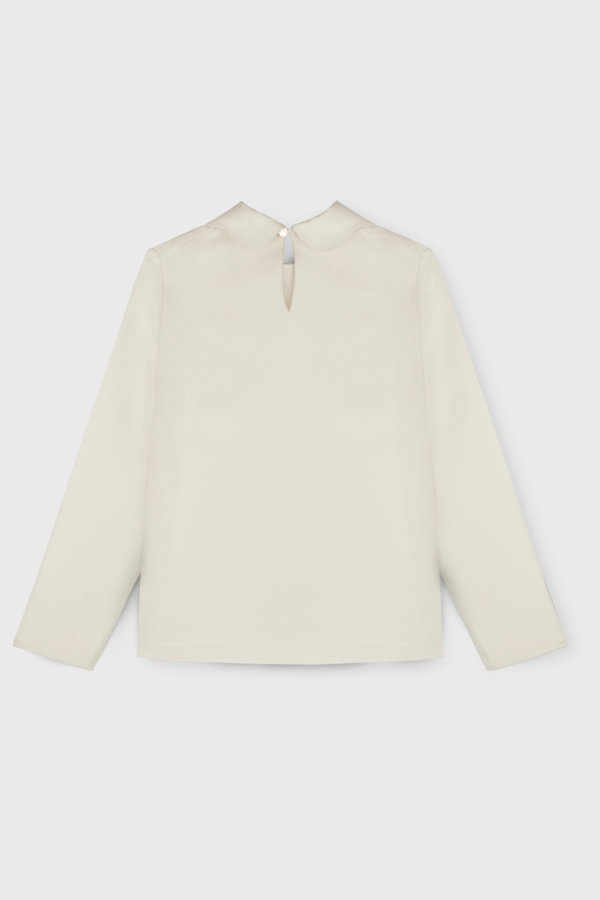 CREAM CLOUD COLLARED BLOUSE